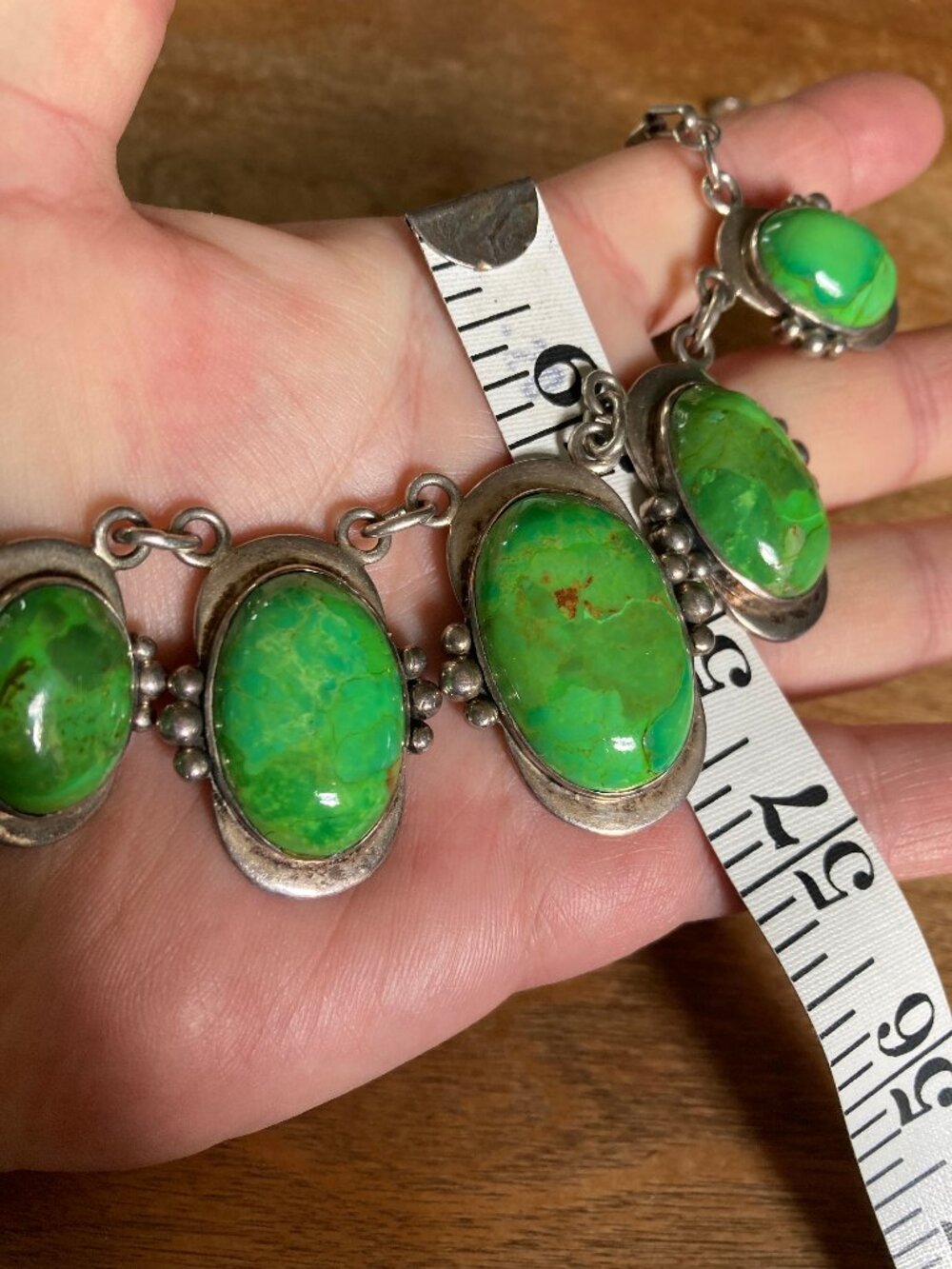 Vintage Green Turquoise Gaspeite Sterling Silver Station Statement Necklace - Picture 11 of 11